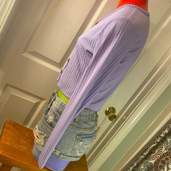 Lilac Purple Long sleeve Buttoned Crop Top - Picture 8 of 11